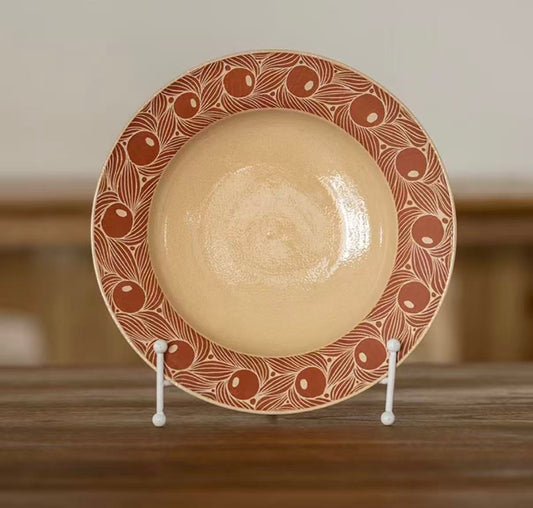 Crimson Berry Carve – Rustic Stoneware Fruit Plate