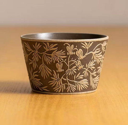 Woodland Friends – Carved Stoneware Mug with Deer & Rabbit Motif